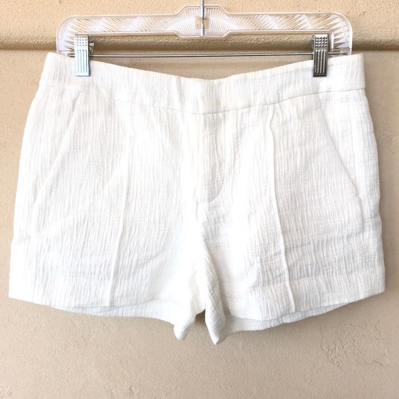 Vince Pants - Vince • White Textured Linen Blend Trouser Shorts